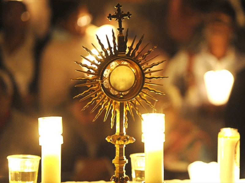 "Salve, verdadeiro Corpo, nascido de Maria Virgem!"